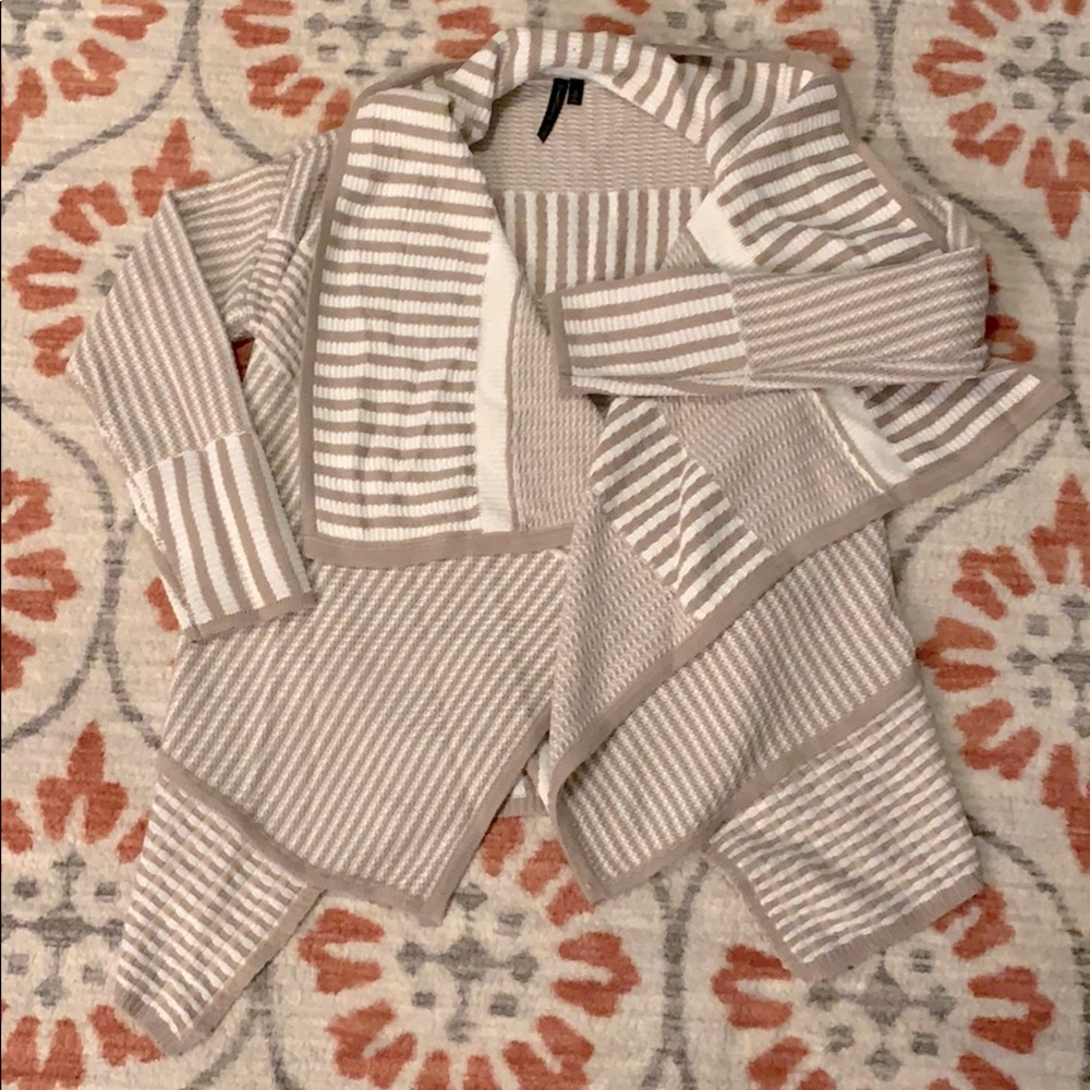 Open cardigan; lightly worn; M; 🌸boutique buy🌸